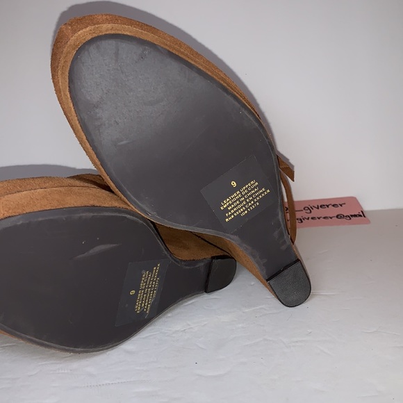 New 9 Tan Suede Tassel Wedge Bootie Express - Picture 8 of 14